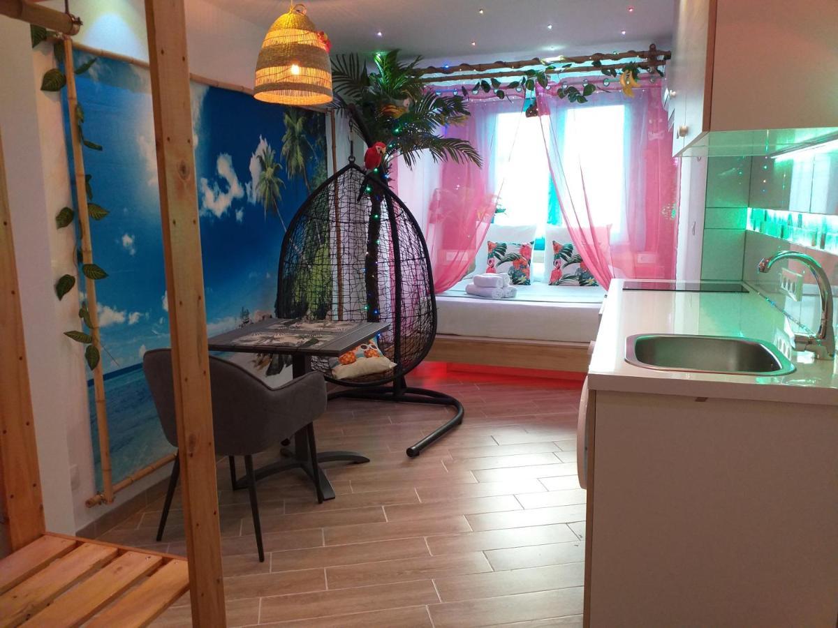 Wonder Paradisio Studio เนร์คา ภายนอก รูปภาพ